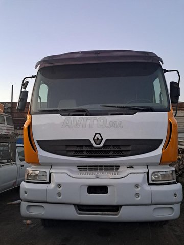 camion repandeuse de bitume 