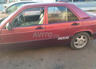 mercedes 190 8ch  modèle 1992