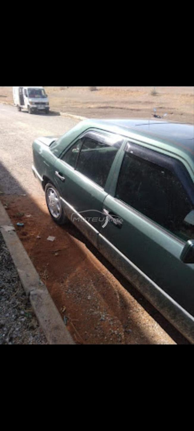  Mercedes w124 diesel 250D bonne état 