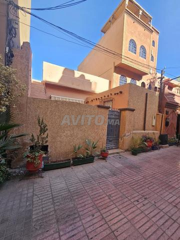 Le terrain et plus ( 2 ) investir studio ou hôtel 