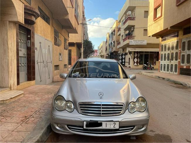Mercedes-Benz 220 Diesel Manuelle 2006 à Salé
