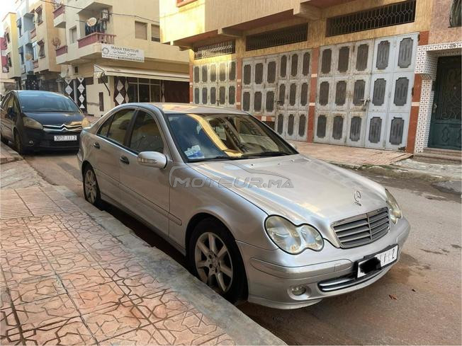 Mercedes-Benz 220 Diesel Manuelle 2006 à Salé