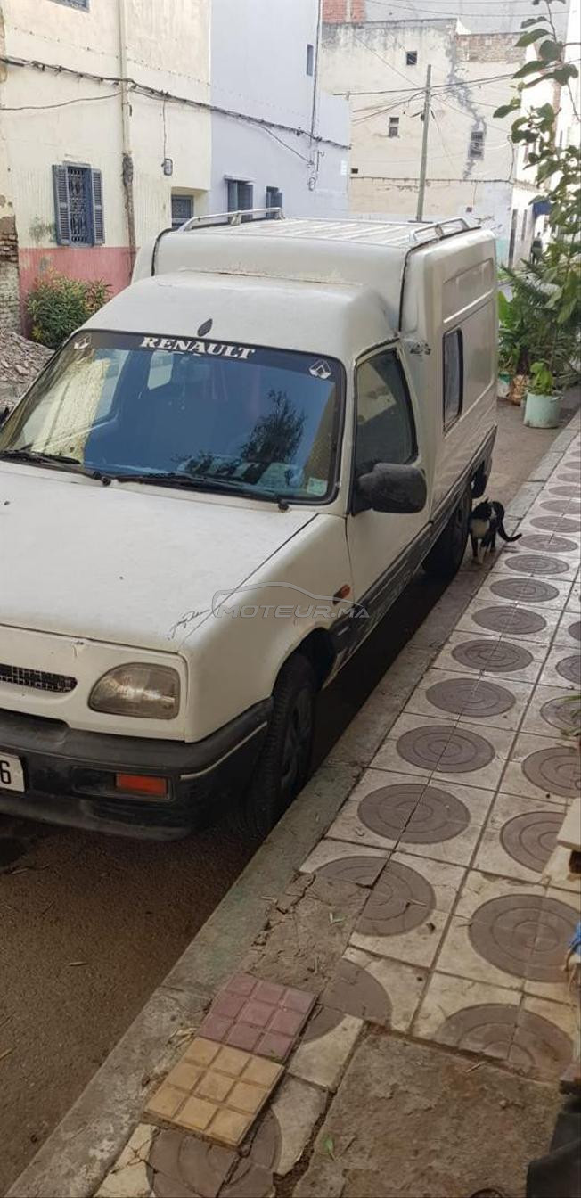رونو اكسبرس مديل 1998