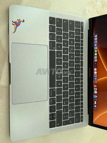 MacBook Pro i5