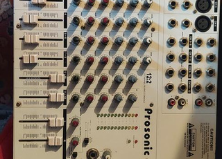 طاولة مزج Prosonic مستوردة من الخارج