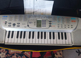 Mini orgue Casio sa-75 importée de l'étranger