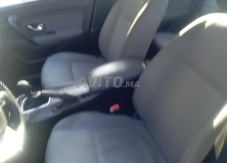 Renault latitude 2011 