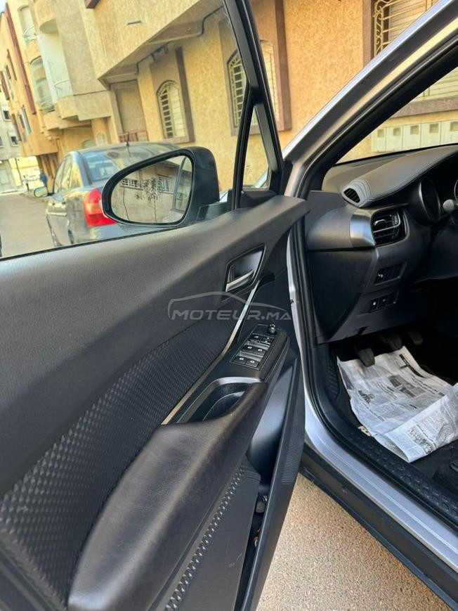 طويوطا C-HR بنزين يدوي 2019 في القنيطرة