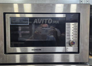 Micronde encastré neuf jamais servi 