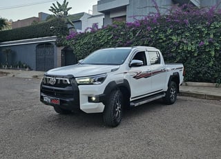 تويوتا هايلكس ريفو فل أوبشن 2020 نقية