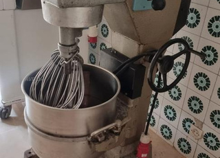 batteur  professionnel 25 l