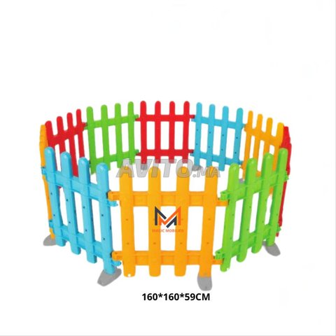 MOBILIER DE CRÈCHE