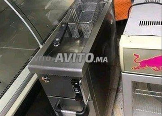 friteuse sur placard gaz 