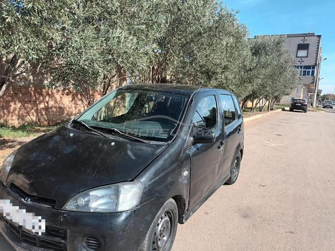 Daihatsu YRV Essence Manuelle 2005 à Meknès