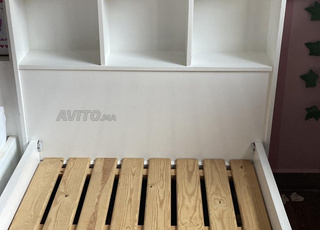 Lit pour enfant ou adulte une place 