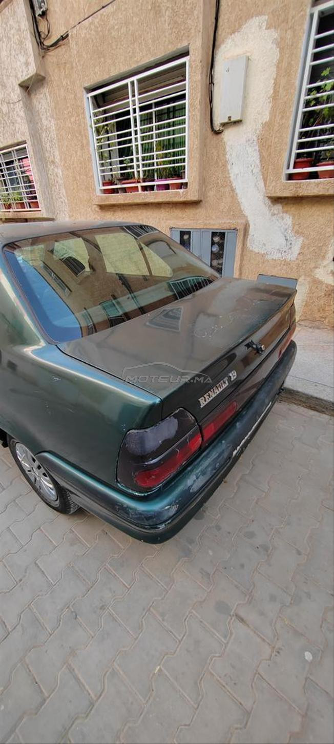 Renault 19 