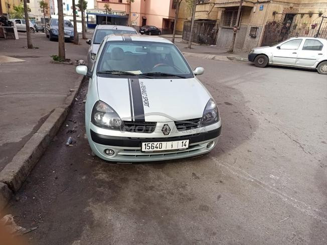 Renault Clio Diesel Manuelle 2002 à Casablanca