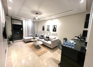 Appartement 2 chambres salon à Bourgoune