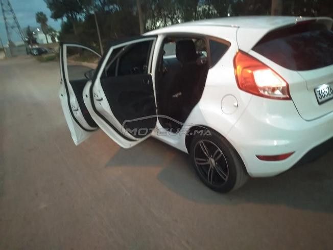 ford fiesta essence