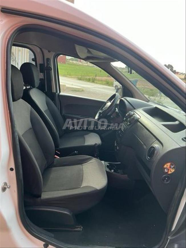 Dacia docker