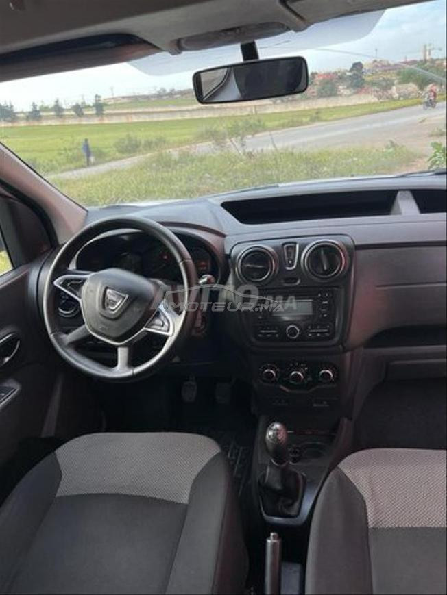 Dacia docker