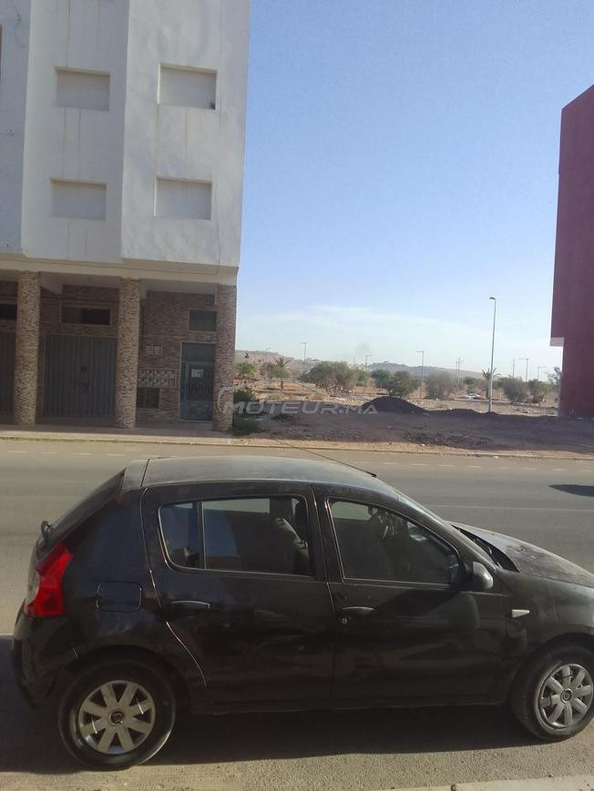 Dacia Sandero Essence Manuelle 2011 à Agadir