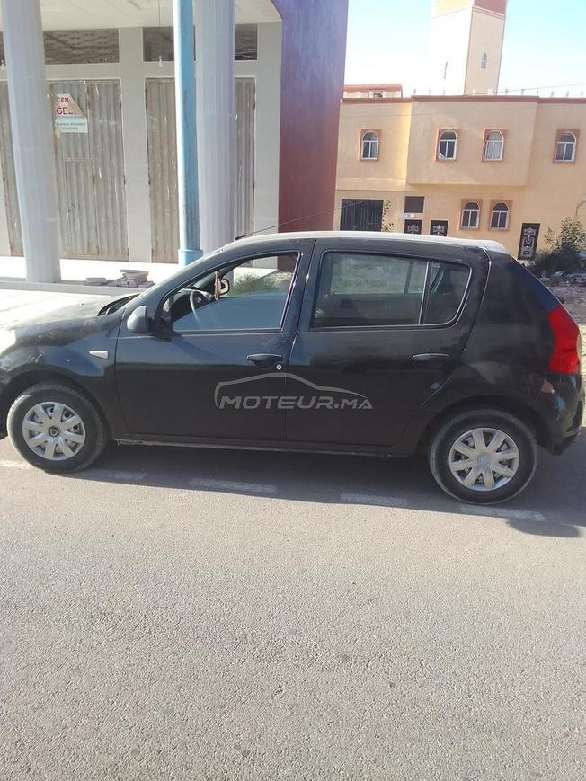 Dacia Sandero Essence Manuelle 2011 à Agadir