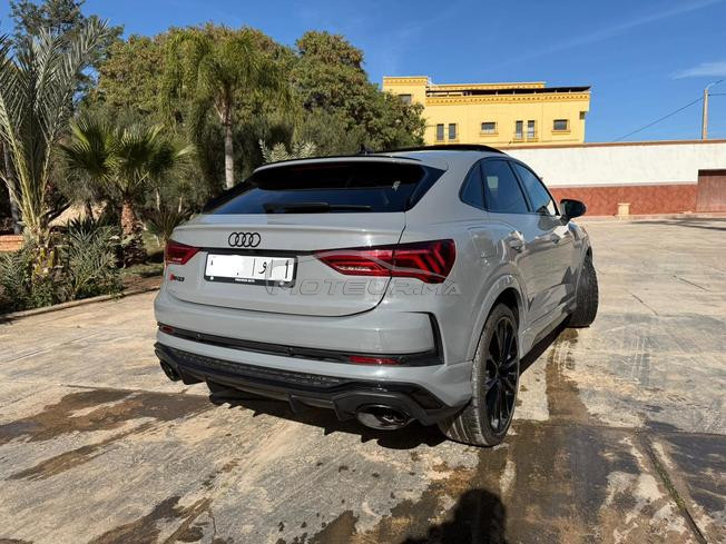 AUDI RSQ3 