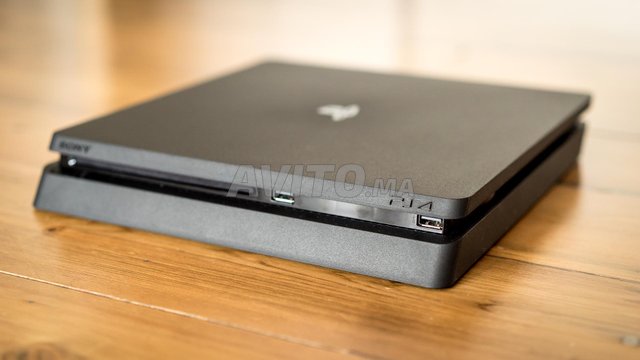 PS4 SLIM BOONE ETAT