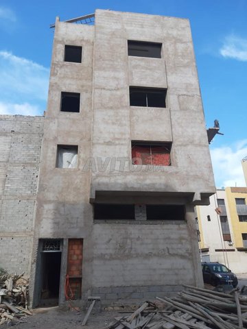 Magasin à vendre  à ouled Saleh 