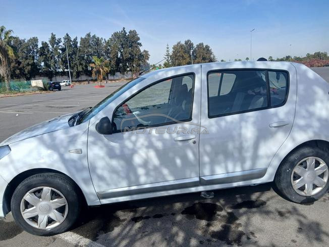 voiture propre a vendre 