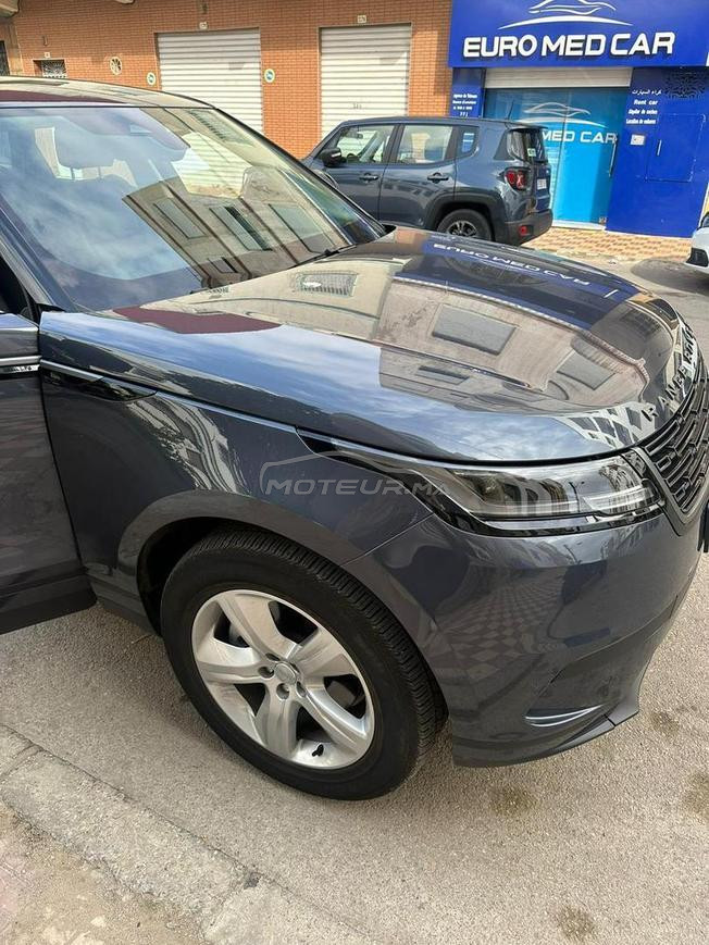range rover. velar