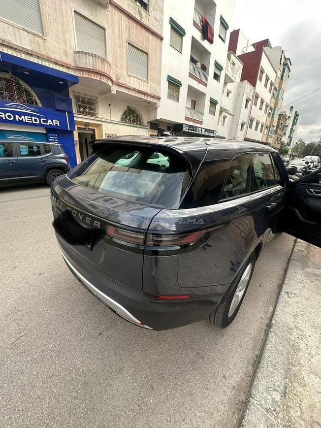 range rover. velar