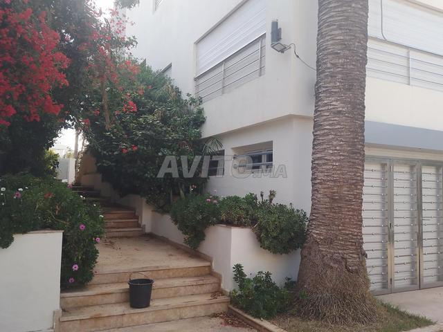 Villa moderne  avec piscine centre ville