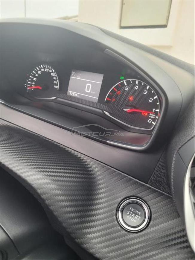 Peugeot 208 Diesel Manuelle 2022 à Tanger