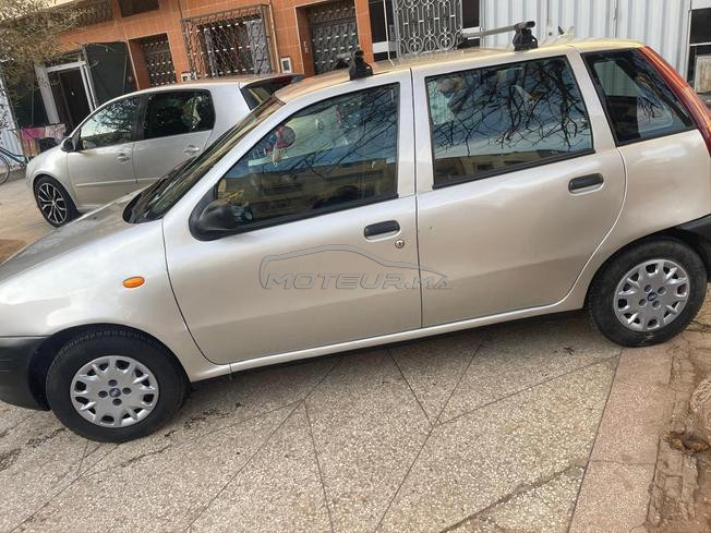 Fiat Punto Essence Manuelle 1999 à Khouribga