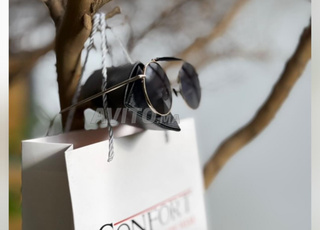 lunettes noir en bon etat