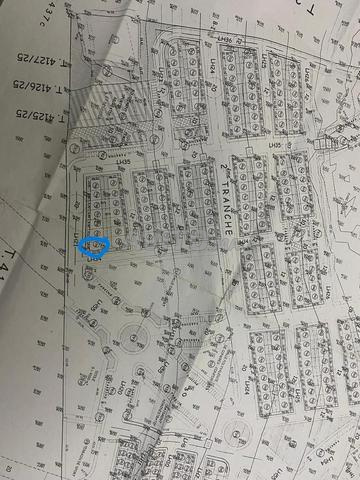 Terrain titré 326 m2 pour villa en bande