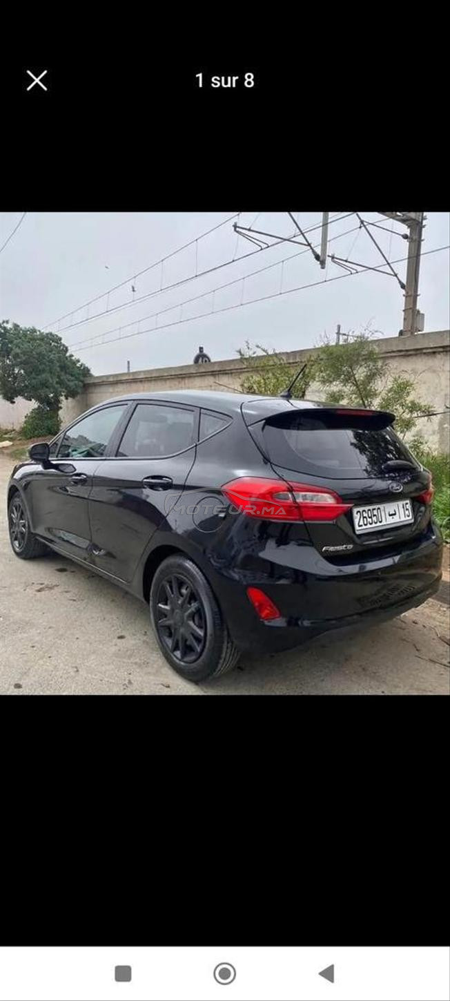 Ford fiesta en très bon état 