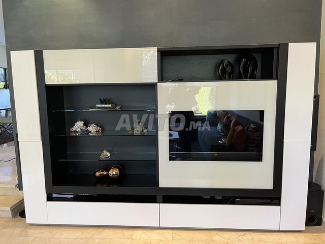 MEUBLE TV AVEC RANGEMENT DE LA MARQUE XXL MAISON 