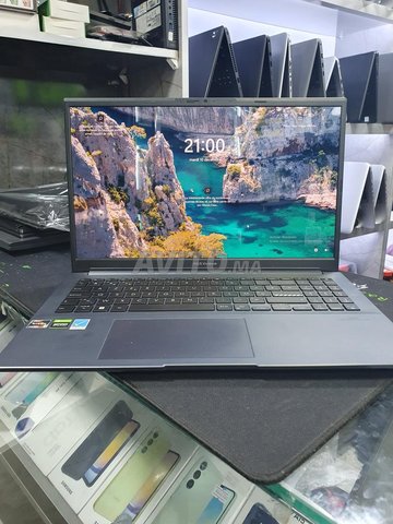 Asus Vivobook Pro 15 OLED/ ryzen9 6900HX/RTX 3050 