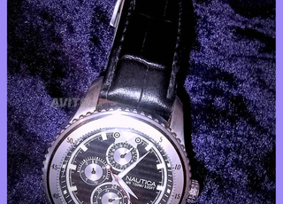 Montre en EXCELLENT ÉTAT