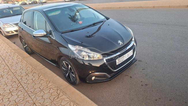Peugeot 208whete édition 