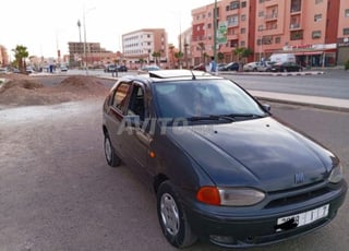 Fiat Palio Essence Manuelle 2000 à Agadir