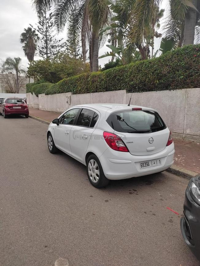 Opel Corsa Essence Manuelle 2012 à Temara