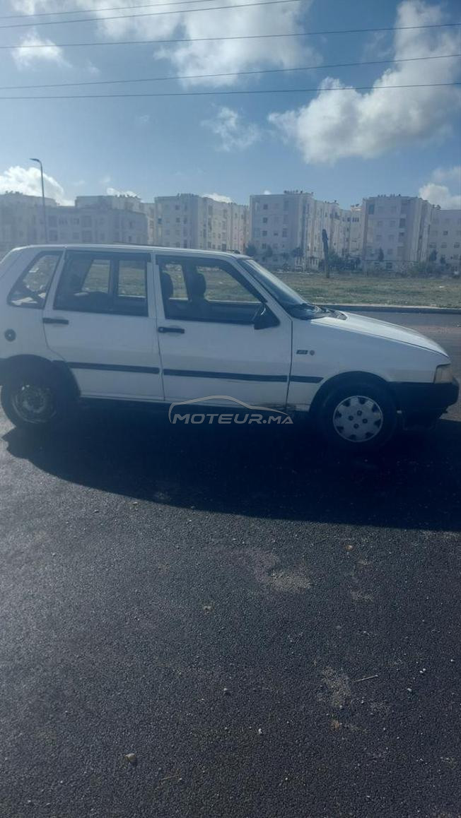 uno voiture