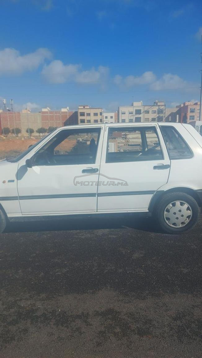voiture uno