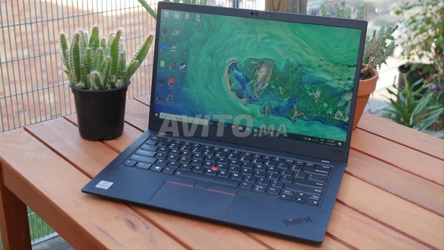 Lenovo ThinkPad X1 Carbon  i5-8250U 8 GB 256GB