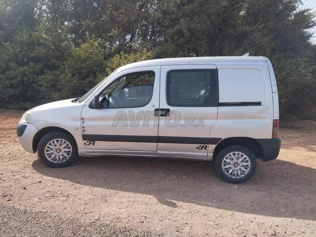 Peugeot Partner Diesel Manuelle 2010 à Béni Mellal - 2