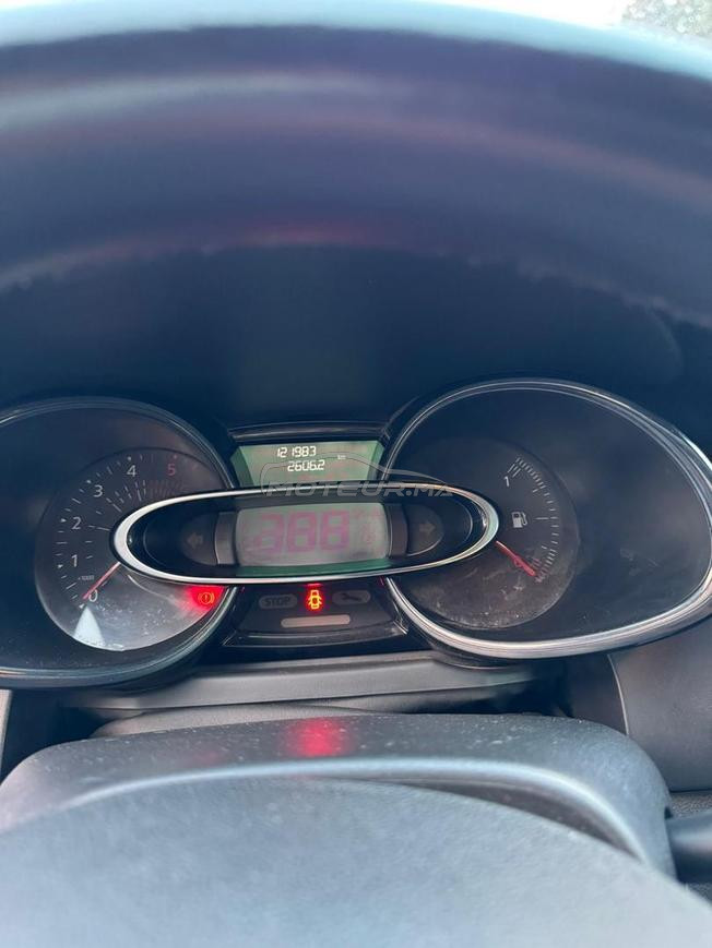 Renault Clio Diesel Manuelle 2017 à Agadir